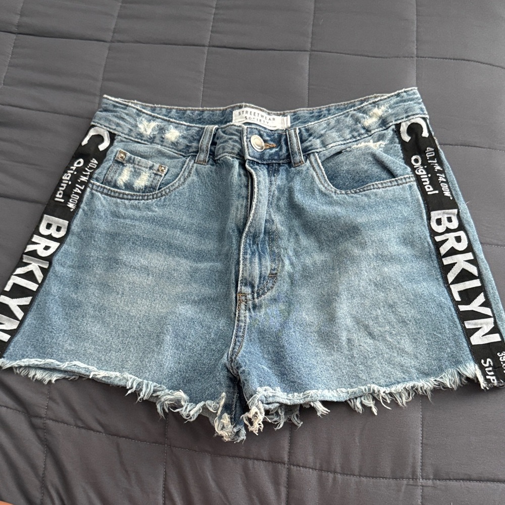Denim Shorts with Frayed Hem
